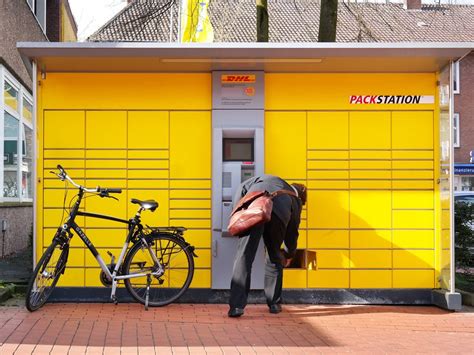 DHL Filiale oder Paketshop in der Nähe finden .